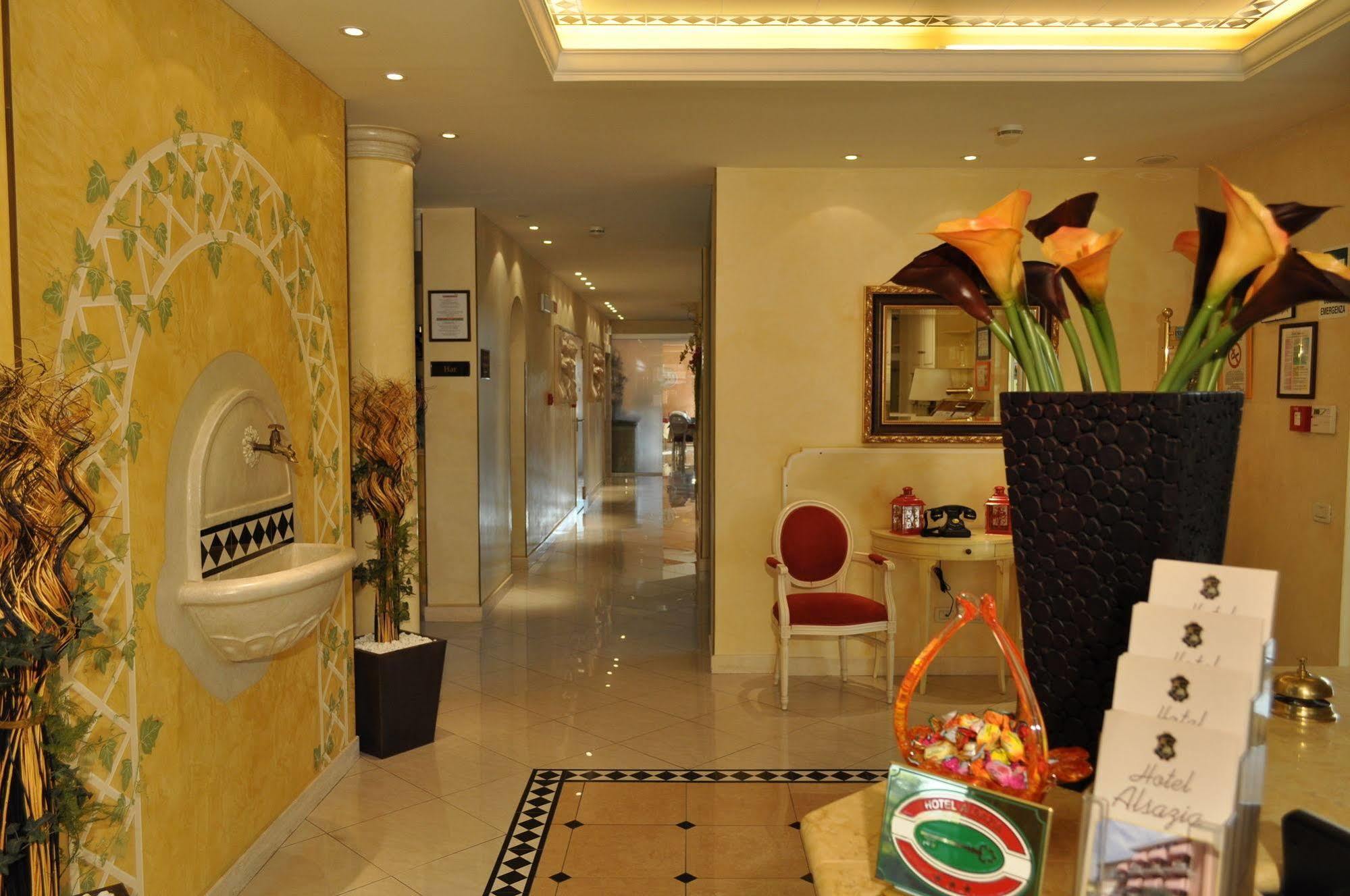 Hotel Alsazia Sirmione Kültér fotó